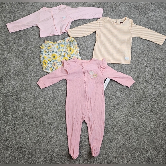 Nwt & Nwot Baby Girl Clothing Bundle 9–12 Months | 4-Piece Mixed Brand Set - Picture 5 of 5